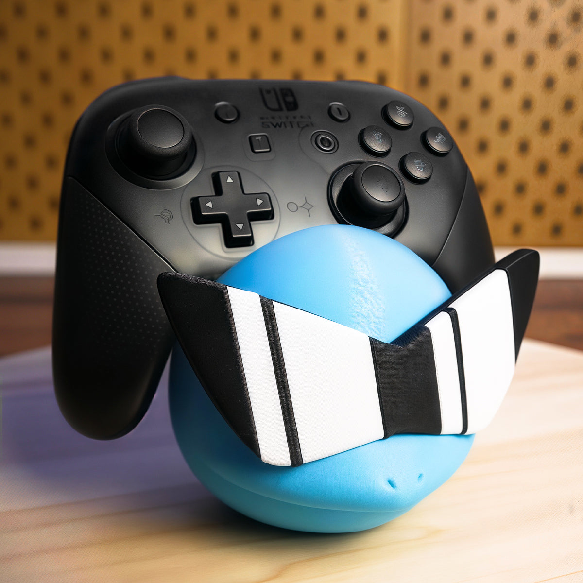 Squirtle - Pokemon Universal Controller Stand