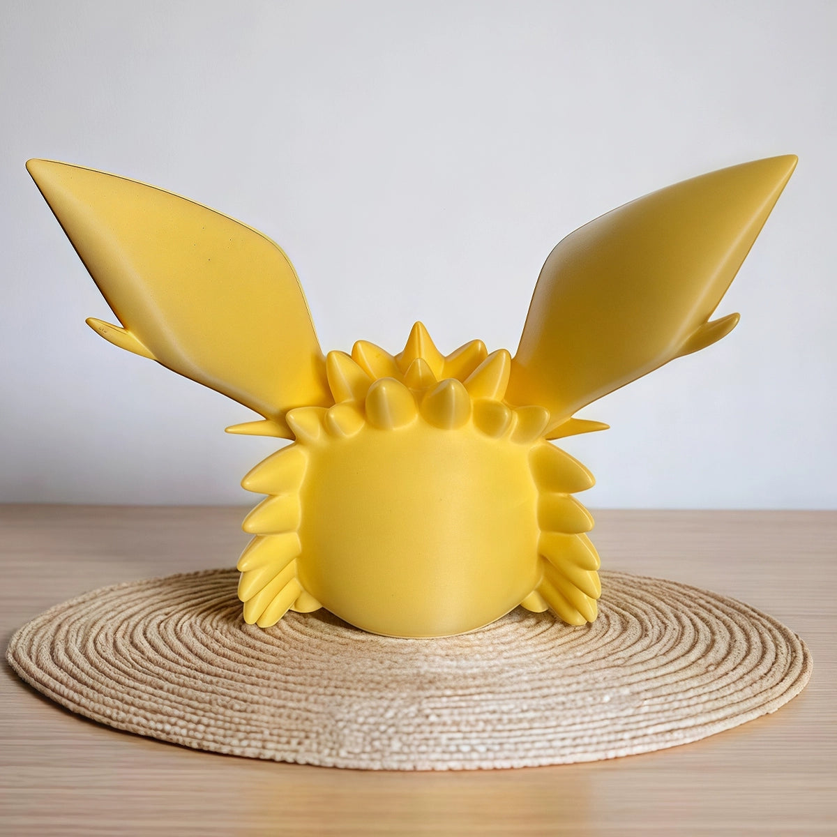 Jolteon - Pokemon Universal Controller Stand